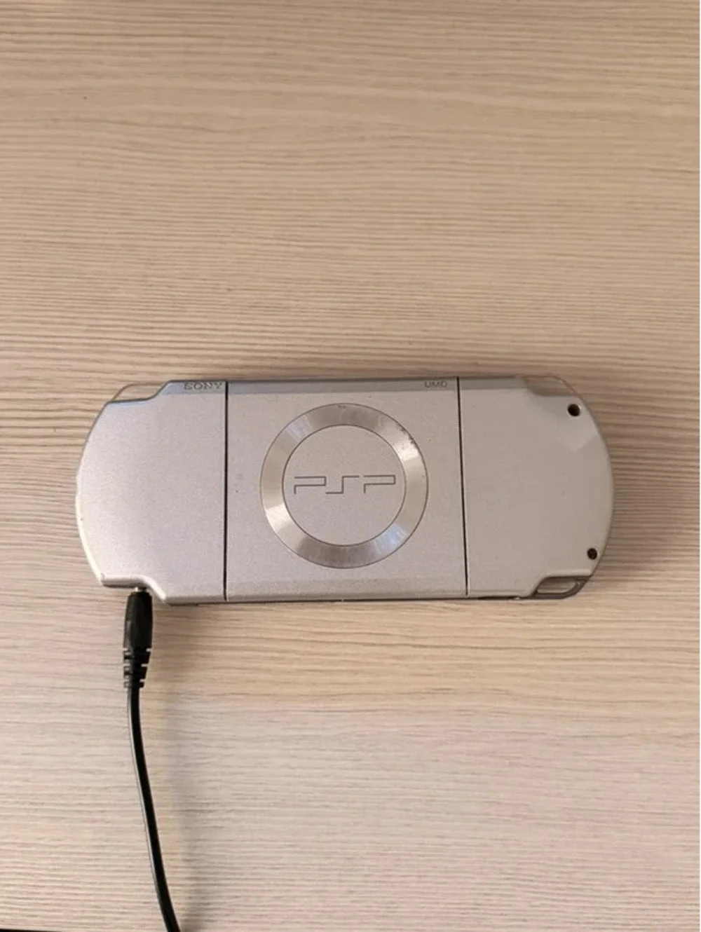 Sony PSP 2001 (silver)